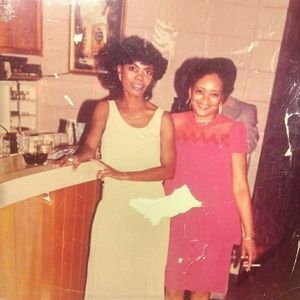 Meet your Posher, Sandi